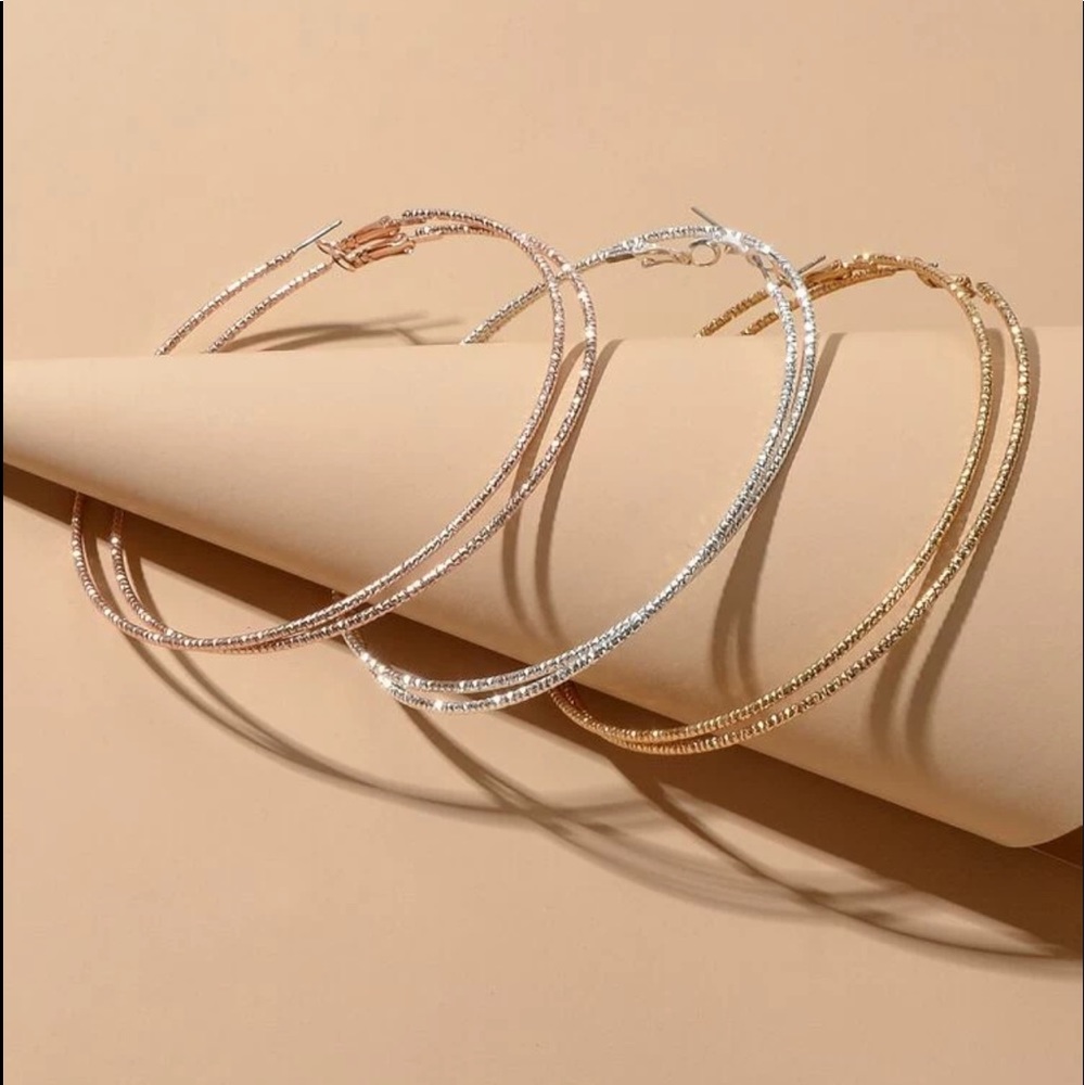 3 pack hoop earrings